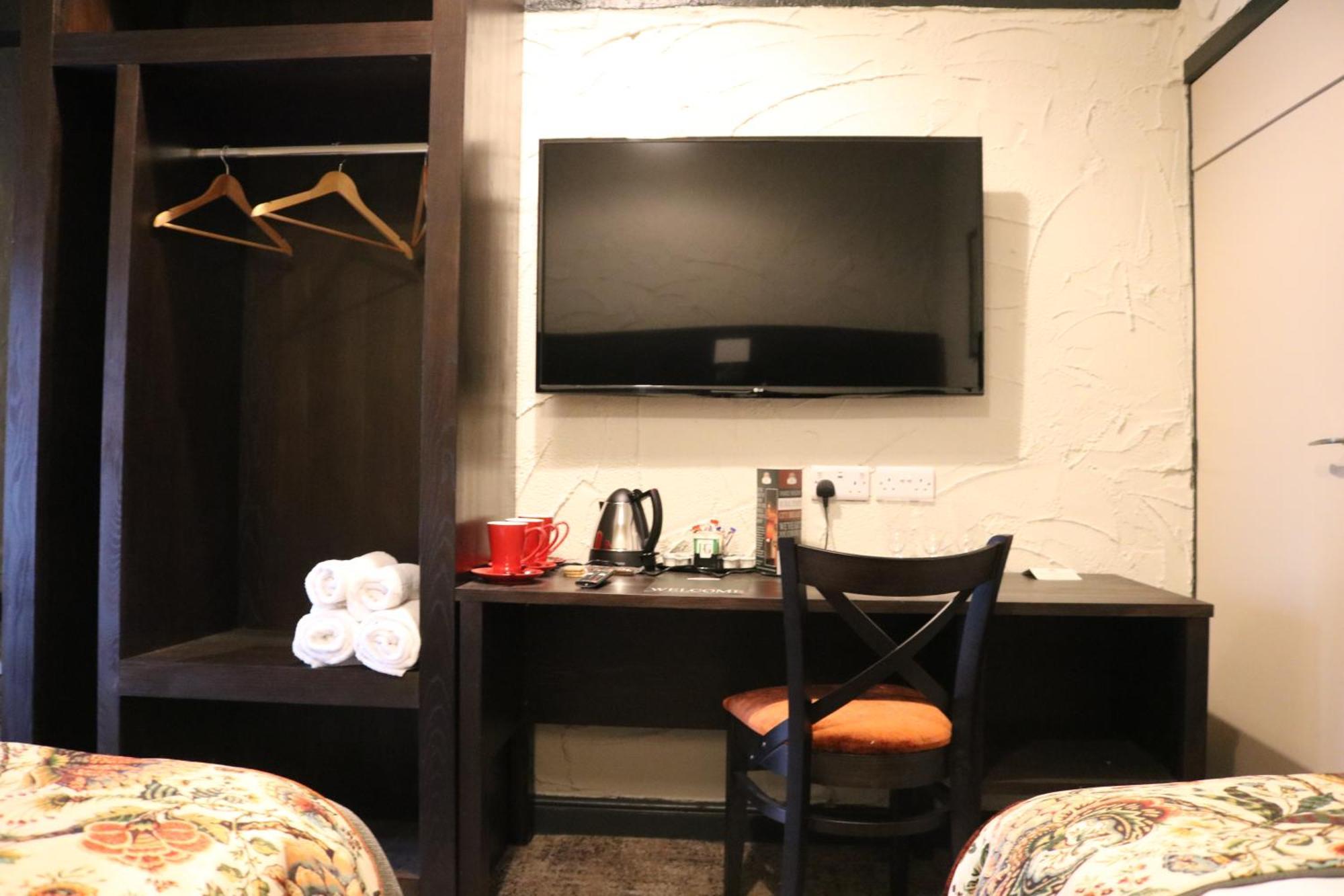 Black Dog Inn Bolton Dış mekan fotoğraf