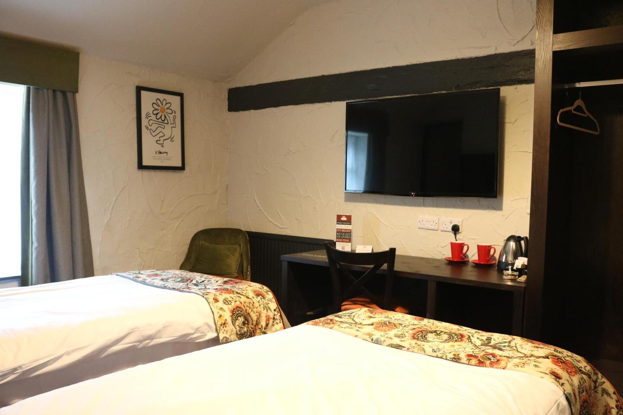 Black Dog Inn Bolton Dış mekan fotoğraf